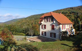 Domaine De La Charriere Sur 63 Ares - 8 Pers Grand Confort